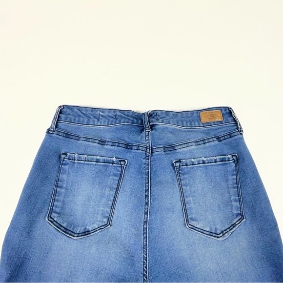 Sofia by Sofia Vergara Women’s Rosa Curvy Ankle Medium Wash Denim Jeans | 12 - Picture 16 of 16